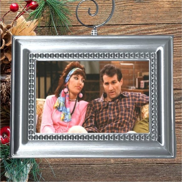 Married With Children Al & Peg Bundy Memorabilia Christmas Tree Ornament - Picture 1 of 2